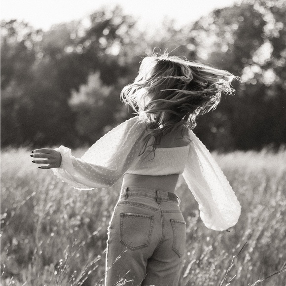 Meet your Posher, Megan - Picture 1 of 1